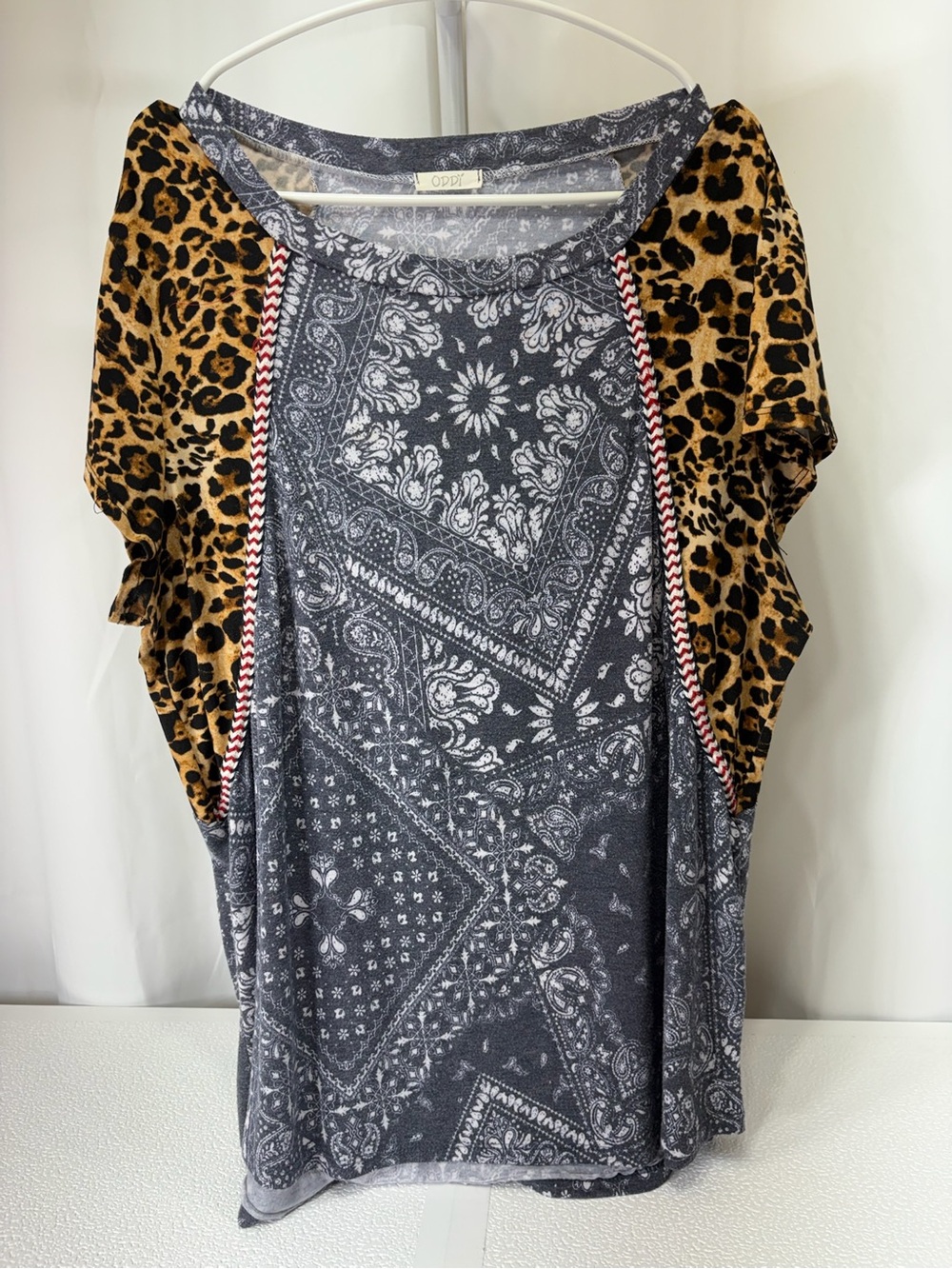 ODDY Mixed Pattern Short Sleeve Top - Gray, Brown & Red Trim 3465